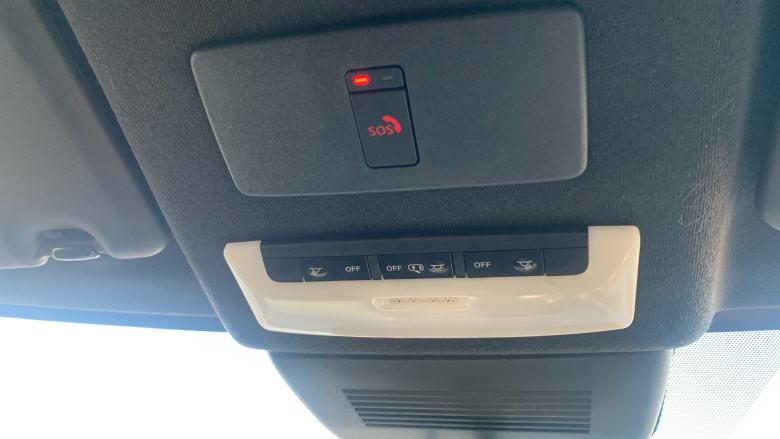 Nissan Juke 1.0 DiG-T N-Connecta 5dr Petrol Hatchback